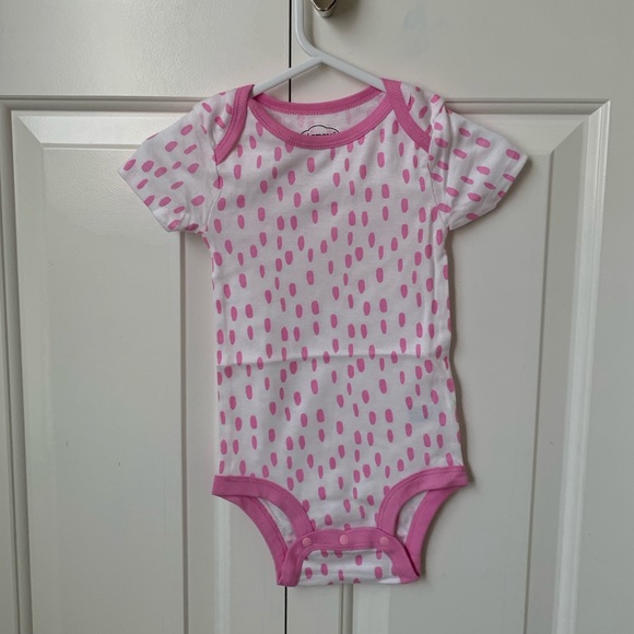 Set of 5 Bodysuits 💙2 for 30💙 - Picture 3 of 6